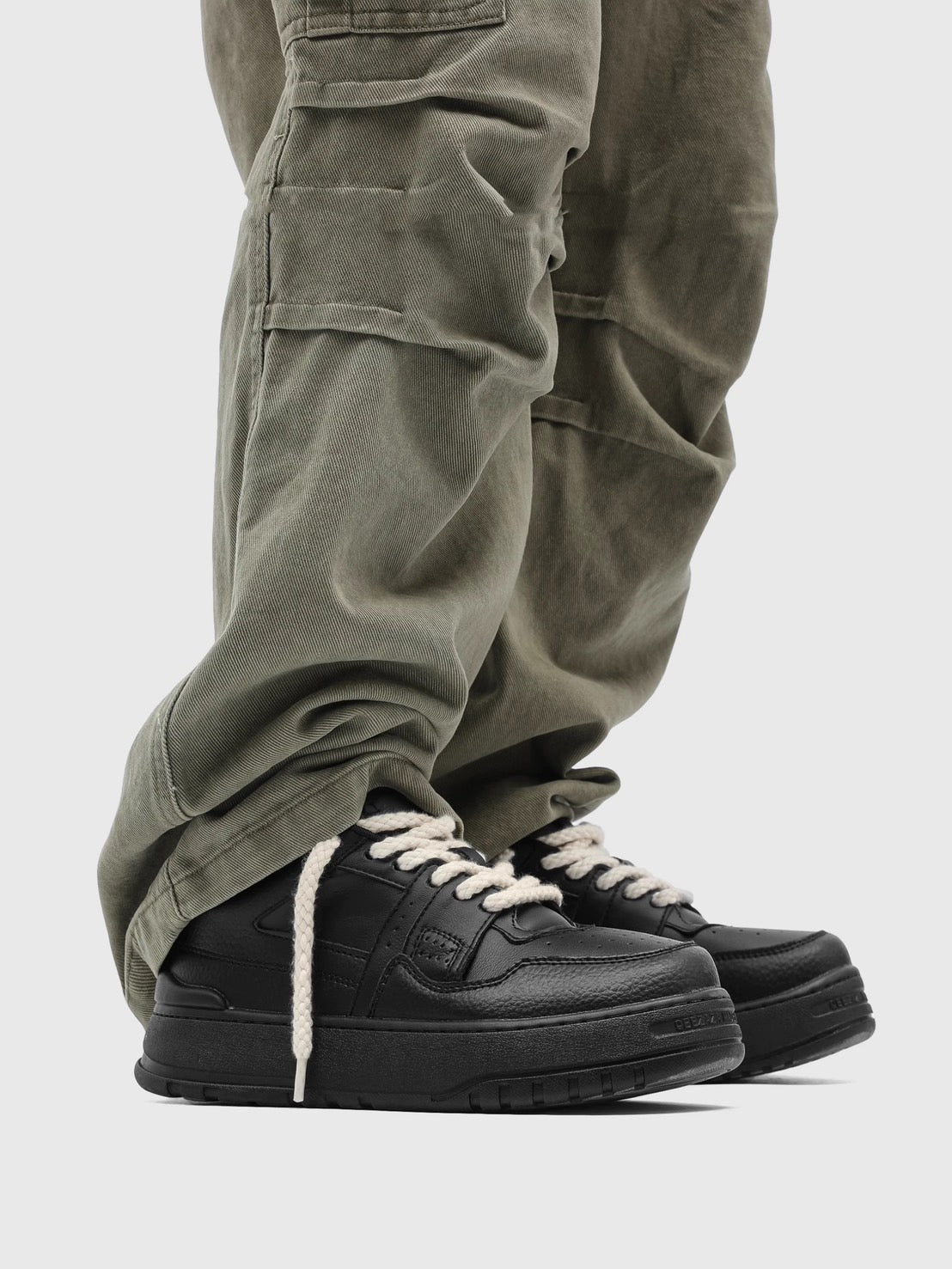DREADLOCKS PLATFORM SKATE SHOES