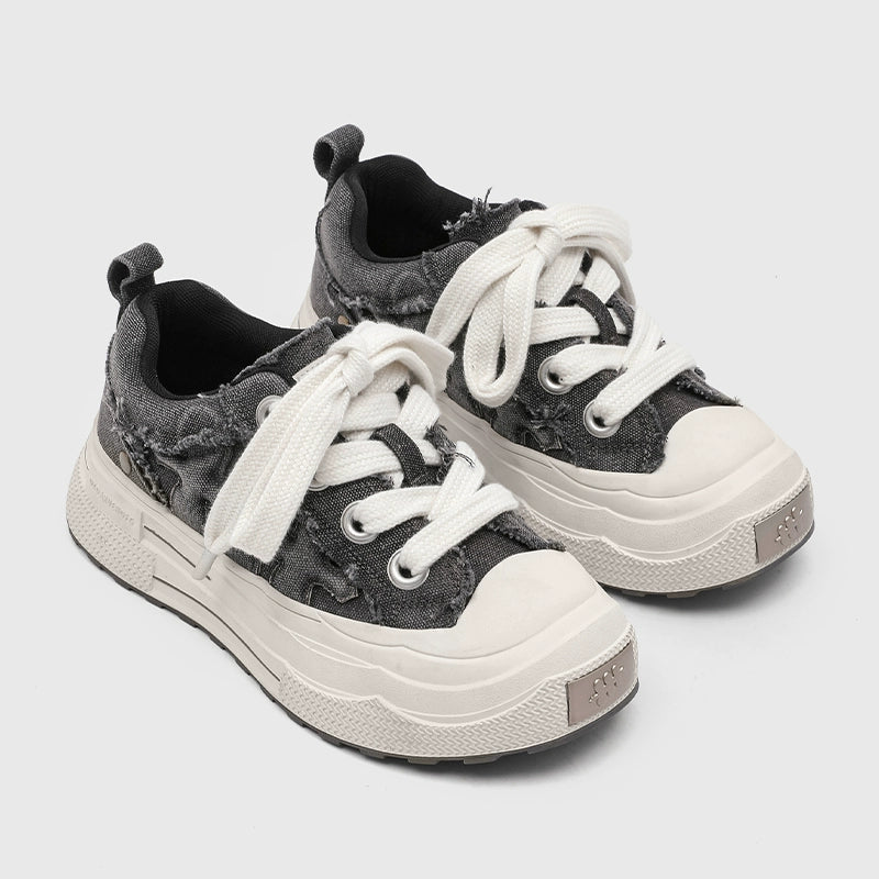LACE-UP CROSS EMBOSSED PLATFORM SNEAKER