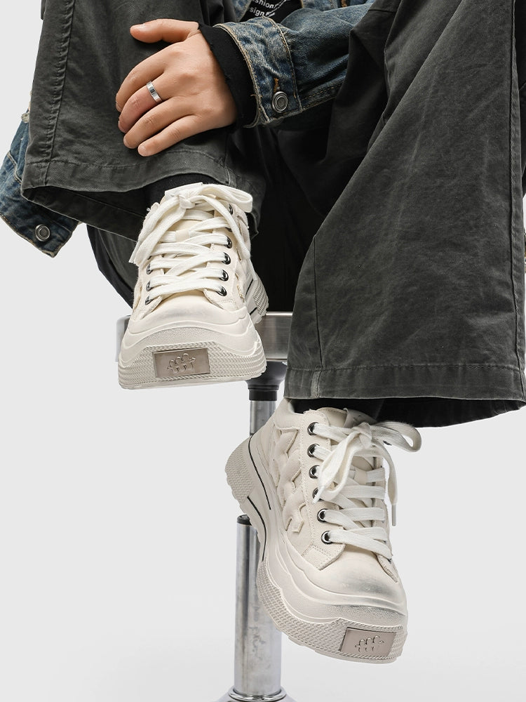 LACE-UP CROSS EMBOSSED PLATFORM SNEAKER