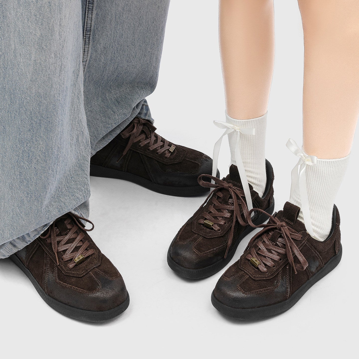 DARK SUEDE VINTAGE LOW SNEAKERS