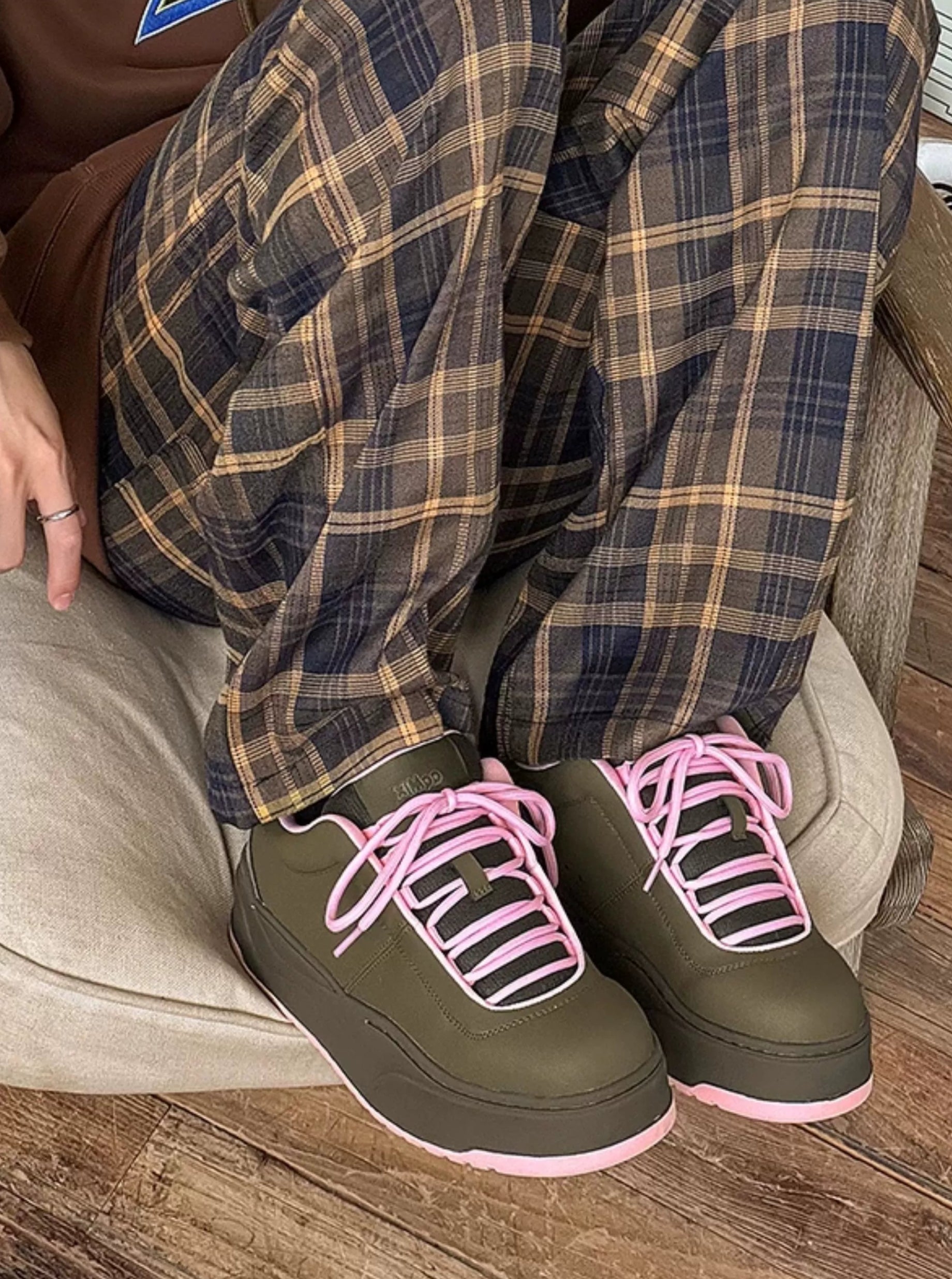 CHUNKY MOSS PINK TRAIL SNEAKERS