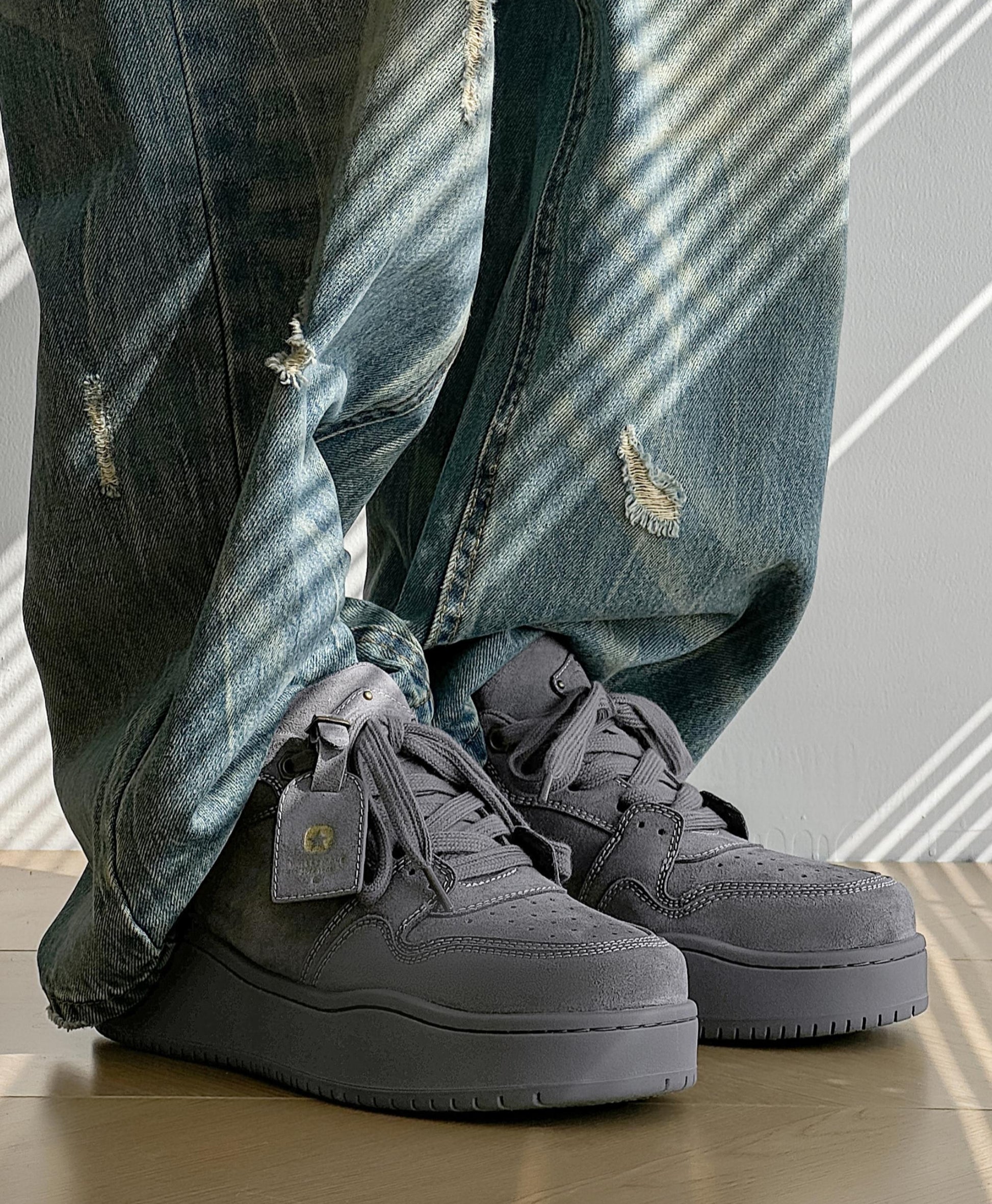 SUEDE LOWTOP PLATFORM SNEAKERS